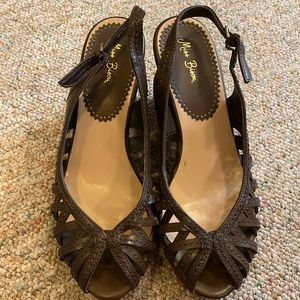 Miss Bison Sandals